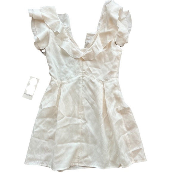 PRIVACY PLEASE dress NWT - Picture 5 of 6